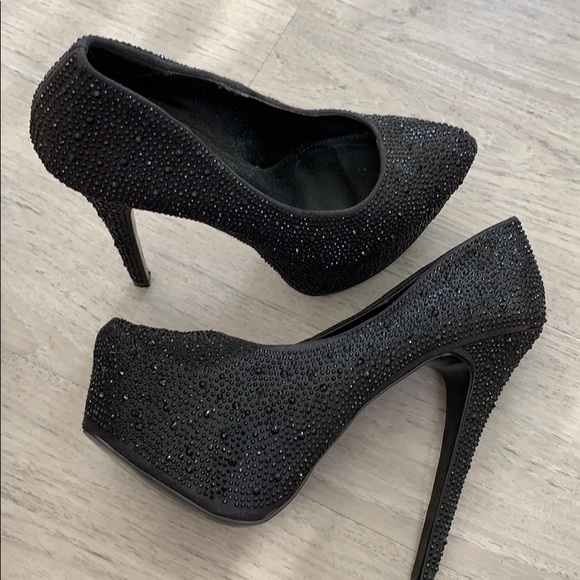 Steve Madden | Deeva Black Crystal Pumps (8.5) - Picture 6 of 6